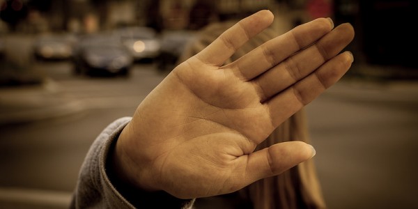 stop-600x300.jpg
